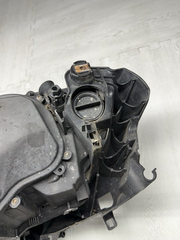 2007-2013 BMW E90 E92 E93 M3 RIGHT HEADLIGHT ADAPTIVE XENON COMPLETE OEM 7162146