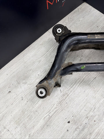 01-06 BMW E46 M3 REAR SUSPENSION SUBFRAME AXLE CARRIER CRADLE