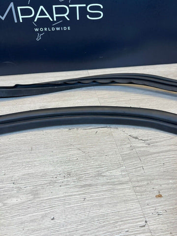 15-19 Ferrari 488 Spider Door Roof Weatherstrips Rubber Seals Set Of 3