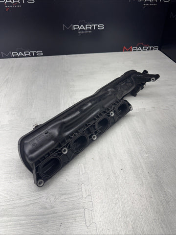 10-13 OEM BMW E70 E71 X5M X6M Engine S63 RH Intake Manifold