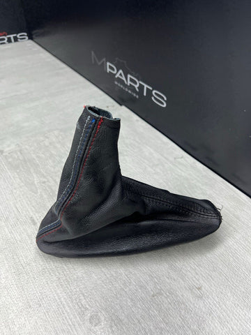 01-06 BMW E46 M3 EMERGENCY PARKING E BRAKE LEATHER BOOT TRI STITCH