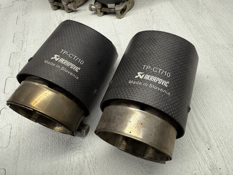 15-20 BMW F80 F82 F83 F87 M2 M3 M4 Carbon Fiber Exhaust Tips Akrapovic