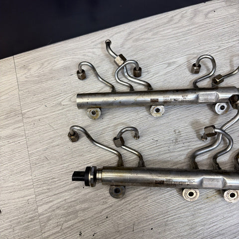 BMW F10 F12 M5 M6 RIGHT & LEFT FUEL RAIL PAIR 8649320 8649321