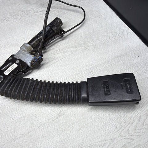 01-06 BMW E46 325 330 M3 Left Driver Lower SeatBelt Seat Belt Buckle Tensioner