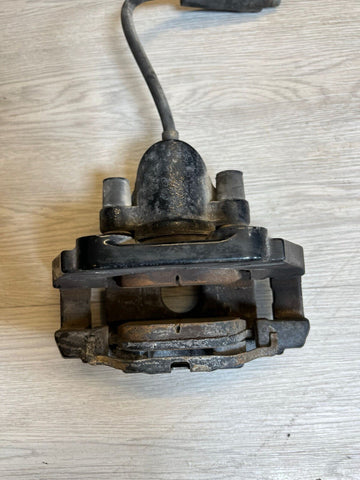 08-13 BMW E90 E92 E93 M3 PAIR REAR BRAKE BRAKES CALIPERS PADS