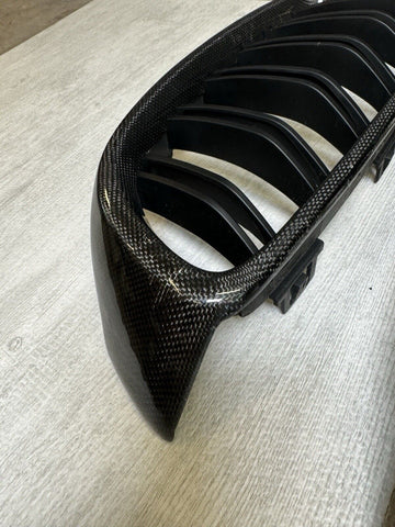 15-20 BMW F80 F82 F83 M3 M4 FRONT BUMPER KIDNEY GRILLES CARBON FIBER