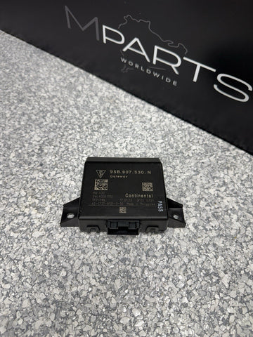 19-25 PORSCHE GT4 RS MACAN GATEWAY COMPUTER CONTROL MODULE 95B.907.530.N