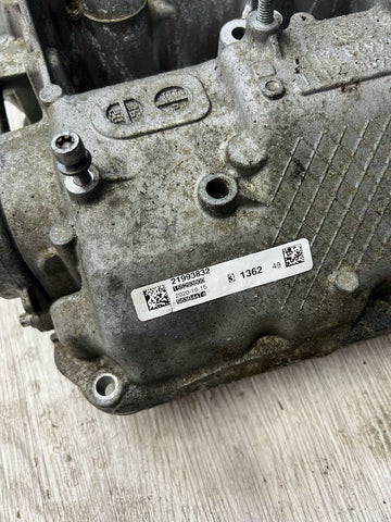 9845961 Cylinder Head Valve Covers OEM BMW X6 M F96 XM G09 S68