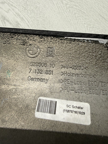 06-11 BMW E90 E92 E93 328 330 335 M3 DASH TRIM CARBON LEATHER 52850610 OEM