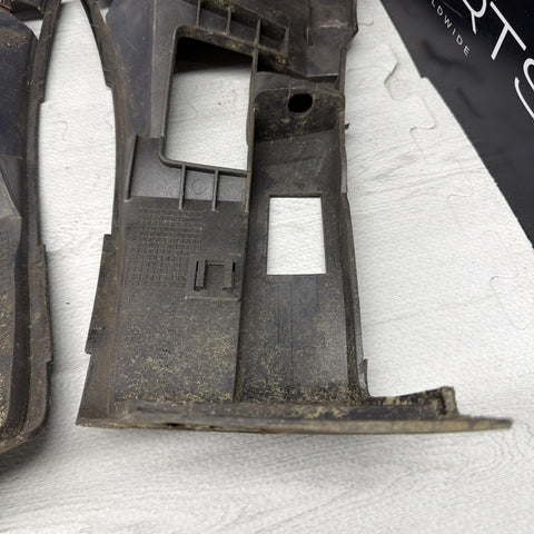 01-06 BMW E46 M3 FRONT BUMPER COVER GUARDS BRACKETS 2695247