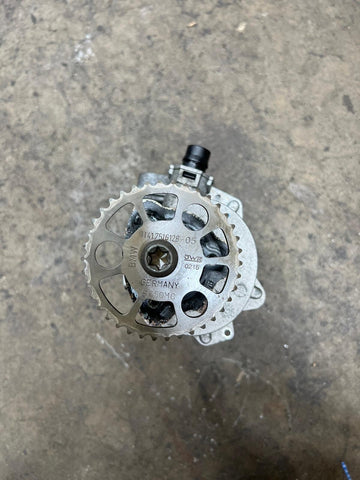OEM BMW F80 F82 F83 M3 M4 S55 Engine Vacuum Pump For High Pressure Fuel Pumps