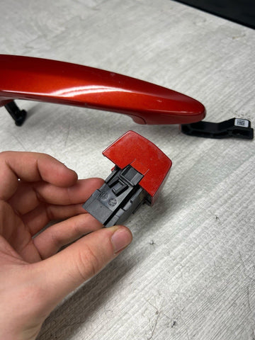 OEM BMW 15-20 F30 F36 F32 F80 M3 M4 Passenger Front Door Handle Sahkir Orange