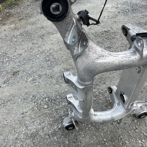 OEM BMW F90 M5 F92 F93 M8 Rear Axle Subframe Suspension Carrier Crossmember