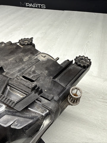 02-06 BMW E46 M3 ORIGINAL Left Driver Side Bi Xenon Headlight *Broken Tabs