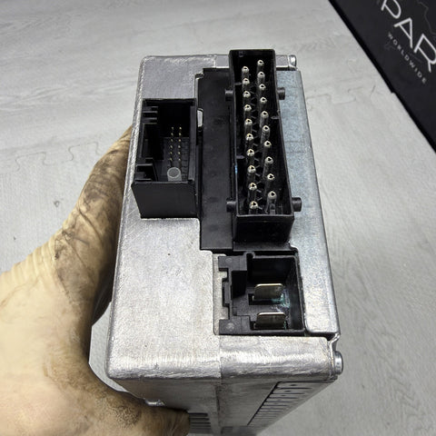 OEM BMW F80 F82 M3 M4 Amp Stereo Audio Amplifier Harman Kardon 9390142