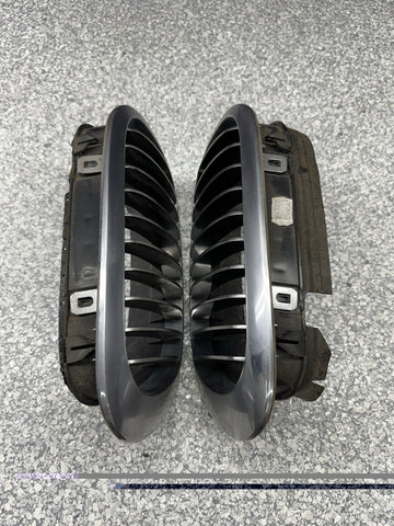 BMW OEM 01-06 E46 M3 Front Kidney Grilles Chrome 51138208685 51138208686