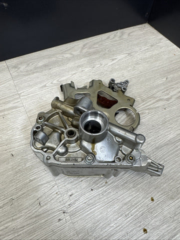 15-20 OEM BMW F80 F82 F83 M3 M4 S55 Engine Oil Lubrication Pump