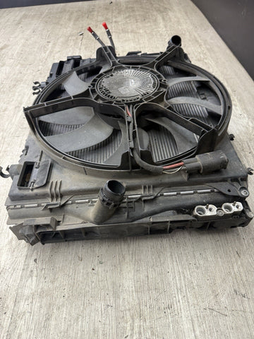 BMW E90 E92 E93 M3 08-13 ENGINE RADIATOR + COOLING FAN & SHROUD