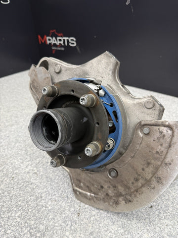 17-24 Porsche 718 GT4 RS GT4RS Rear Left Spindle Knuckle Hub + Center Lock