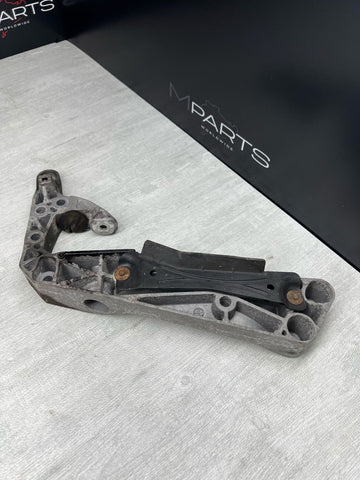 BMW G30 G01 G02 G11 G12 F90 F93 G07 M5 M8 TRANSMISSION CROSSMEMBER MOUNT BRACKET