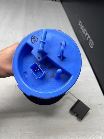 01-06 BMW E46 M3 S54 Engine Main Right Fuel Pump Super Clean