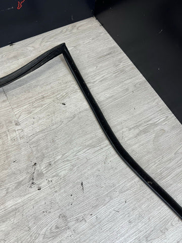 BMW E30 318 325 M3 Coupe Left Driver Door Weather Seal OEM