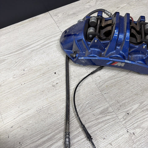 21-26 OEM BMW G80 G82 M3 M4 Front Driver Side Brake Caliper Brembo Blue