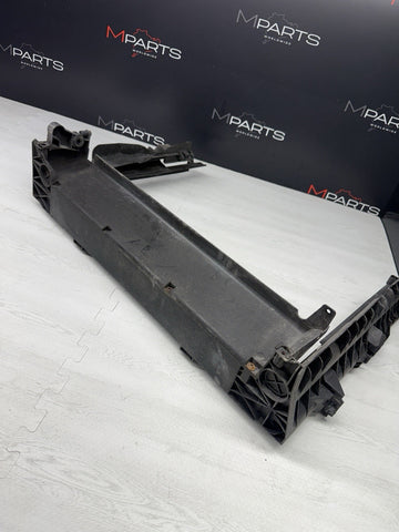 06-10 BMW E60 E63 E64 M5 M6 V10 S85 RADIATOR CARRIER HOUSING BRACKET MODULE OEM