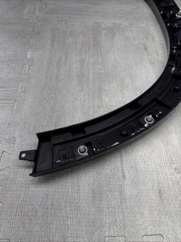 20-25 BMW F96 X6M REAR LEFT QUARTER WHEEL FLARE MOLDING OEM DRAVIT GREY