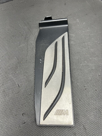 15-20 BMW F80 F82 F83 M3 M4 OEM LEFT SIDE DEAD PEDAL FOOT REST