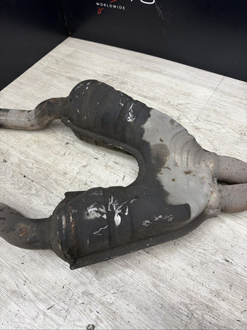 99-03 BMW E39 M5 S62 CENTER EXHAUST MUFFLER BOYSEN OEM