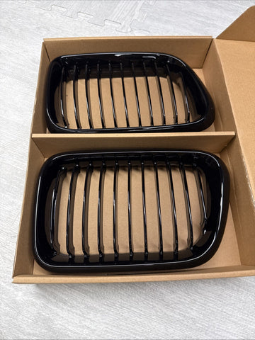NEW BMW 97-99 E36 M3 Front Kidney Grilles Gloss Black Set