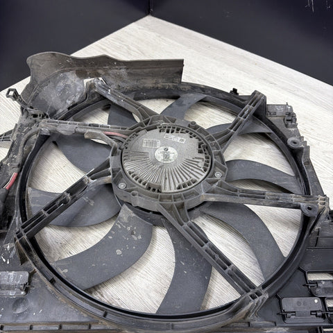 15-20 OEM BMW F80 F82 F83 M3 M4 Electric Radiator Cooling Fan w/Shroud *Notes*