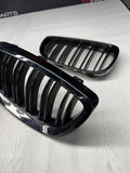 08-13 BMW E90 E92 E93 M3 Front Kidney Grilles Gloss Black Double Slotted