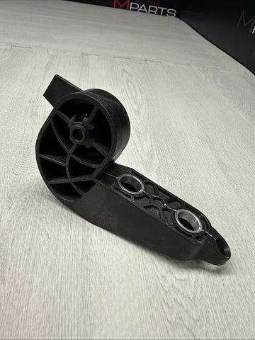 BMW 3 G20 G80 G82 G83 M3 M4 RIGHT AIR DUCT BRACKET 51647457052 7457052 ORIGINAL