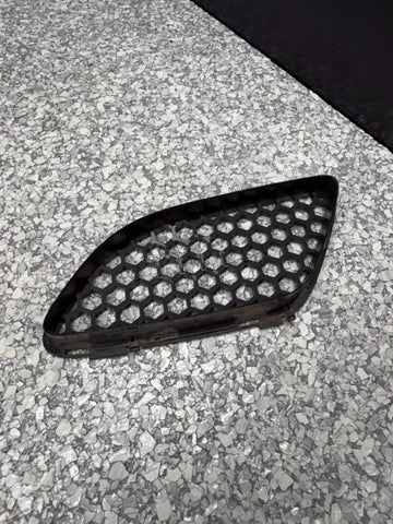 08-13 BMW 3 Series E92 M3 Front Left N/S Bonnet Grill OEM 8041985