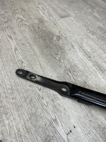 15-20 BMW F80 F82 F83 M3 M4 Carbon Fiber Strut Braces Bar OEM *Broken Tabs*