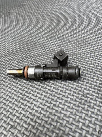 FUEL INJECTOR 06-10 BMW E60 E63 E64 M5 M6 V10 S85 0280158036