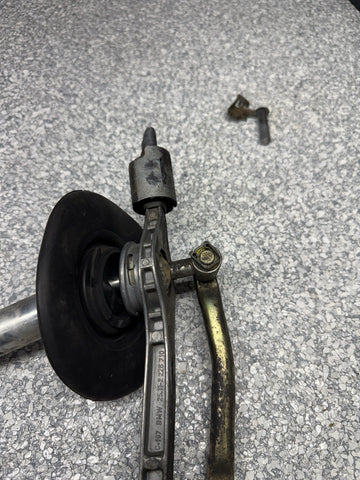 01-06 BMW E46 M3 OEM Shift Knob Shifter Linkage Arm Selector Rod