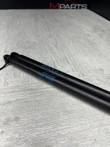 07-13 BMW E93 328 335 M3 Convertible Rear Trunk Lid Shocks Pair OEM 7129215