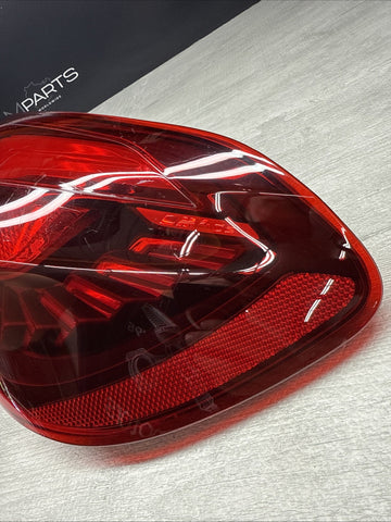 Rear Right Quarter Panel Outer Tail Light Lamp 15-16 BMW F82 M4 CS Aftermarket