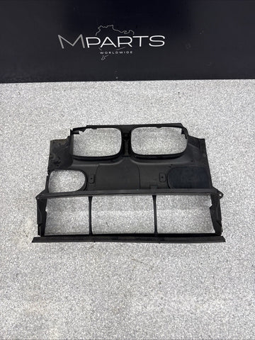 BMW E39 540i 530i 528i 525i FRONT RADIATOR AIR DUCT SHROUD 8159959