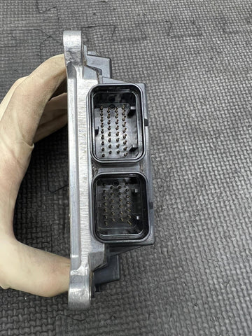 15-19 FERRARI 488 GTB SPIDER COMMAND SIGNAL FUEL PUMP CONTROL MODULE OEM 294559