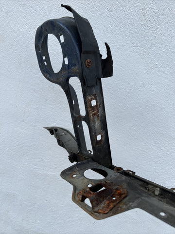 Center Radiator Support Frame Brackets Housing 96-99 BMW 328i M3