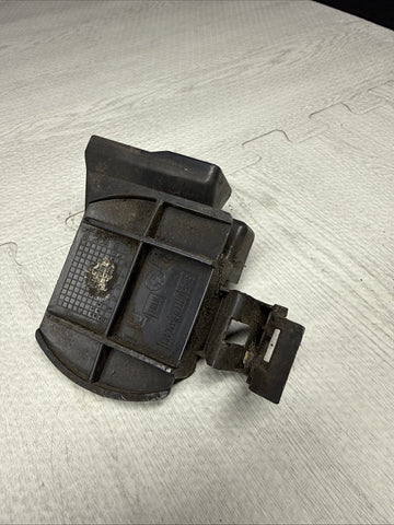 Genuine BMW E46 330 M3 REAR RIGHT QUARTER SUPPORT BUMPER BRACKET 51127895644