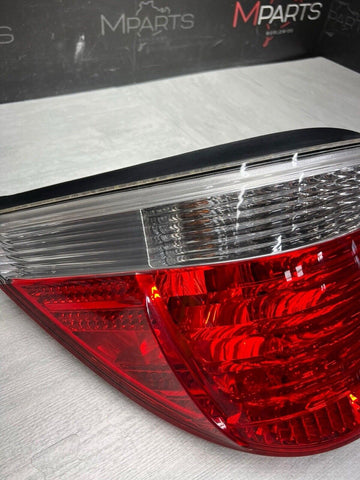 04-07 BMW E60 5-SERIES M5 LEFT DRIVER SIDE BRAKE TAIL LIGHT LAMP OEM 7165739