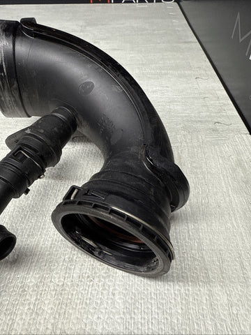 Genuine BMW X5M X6M F95 F96 SAC SAV FILTERED AIR DUCT TUBE CYL. 1-4 13718091475