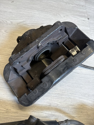 08-13 E90 E92 E93 M3 Front Brake Calipers Left Right Pair Set Original