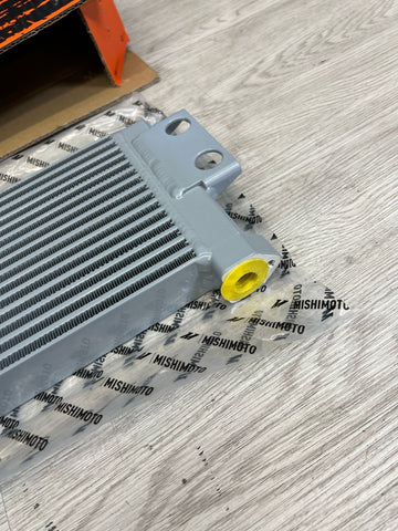 NEW Mishimoto BMW 15-20 F80 F82 F83 F87 M2 M3 M4 S55 Engine Oil Cooler