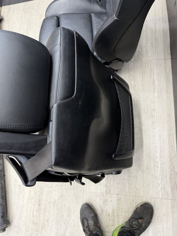 01-06 BMW E46 M3 Convertible Interior Front Non Heated Seats Black *Notes*